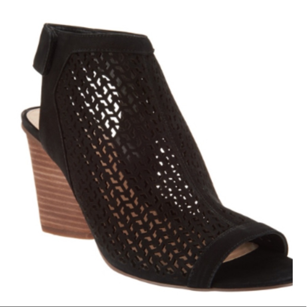NEW Vince Camuto Perforated Leather Peep  Sandals